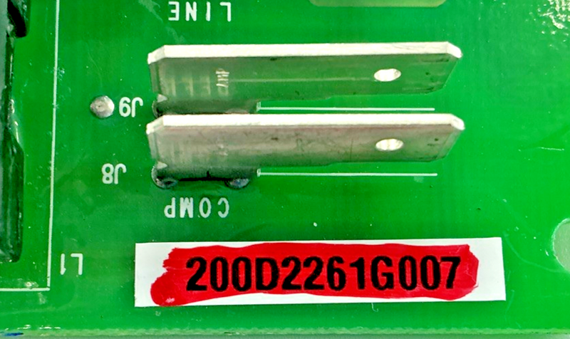 Part number sticker — 200D2261G007